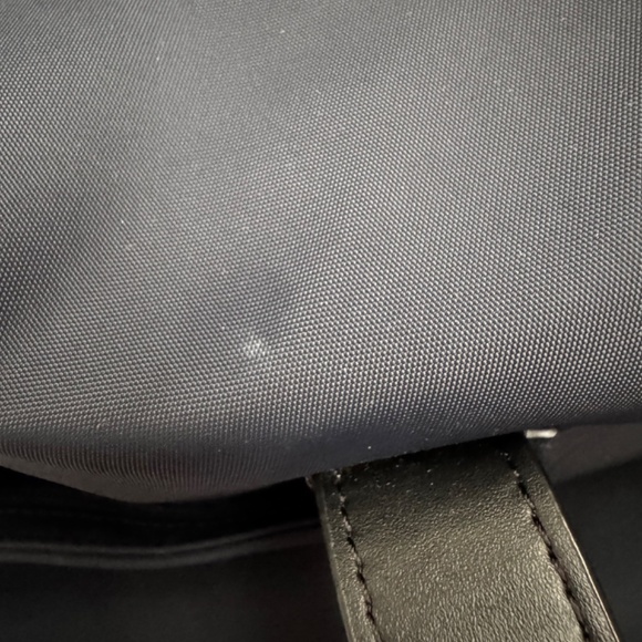 The Away Everywhere Bag in Navy Blue - Picture 10 of 11